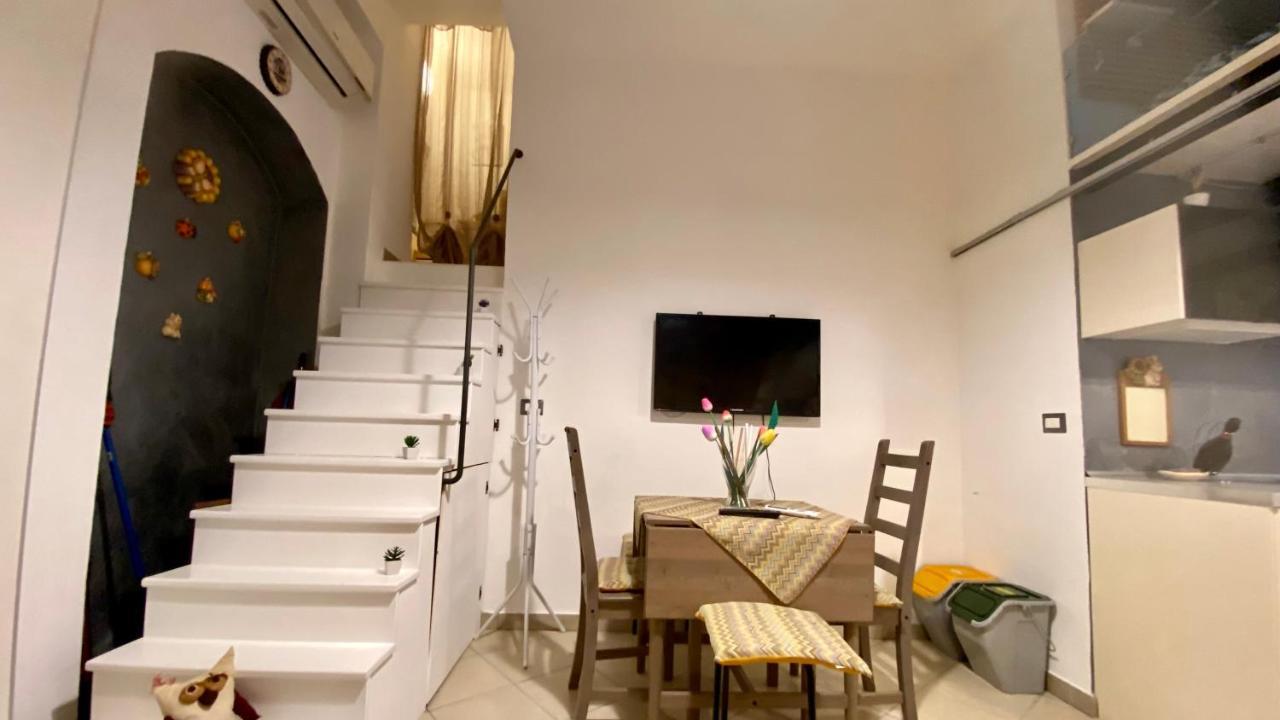 Zeus Charming Apartment Syracuse Buitenkant foto